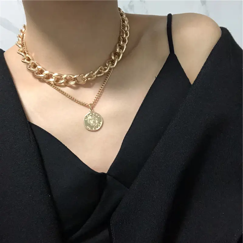 Women's Vintage Fashion Pendant Necklace Clavicle Chain