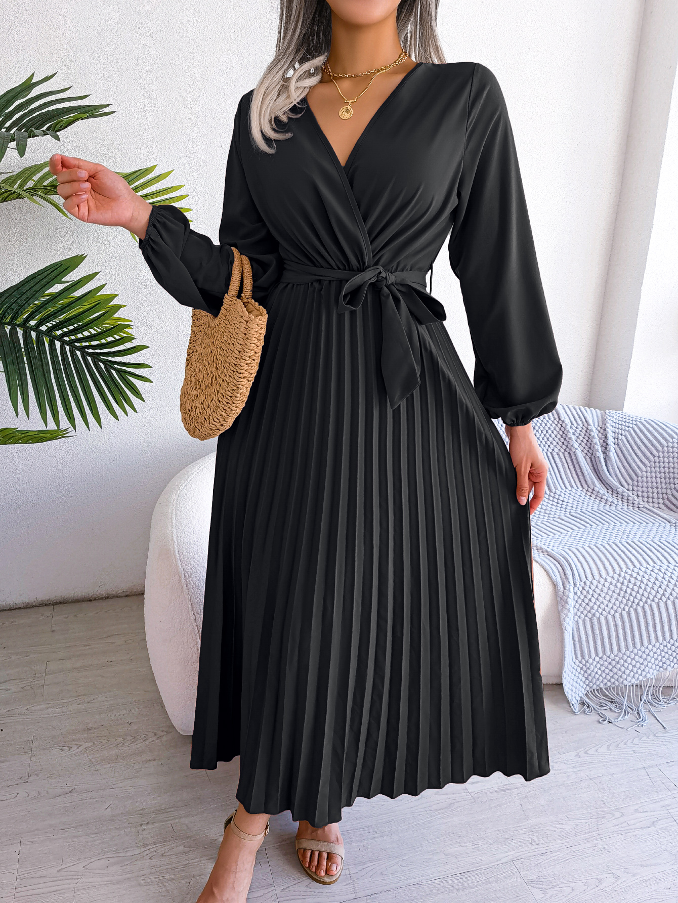 Buy Women's Clothing Online | Buy Trending Dresses for Women