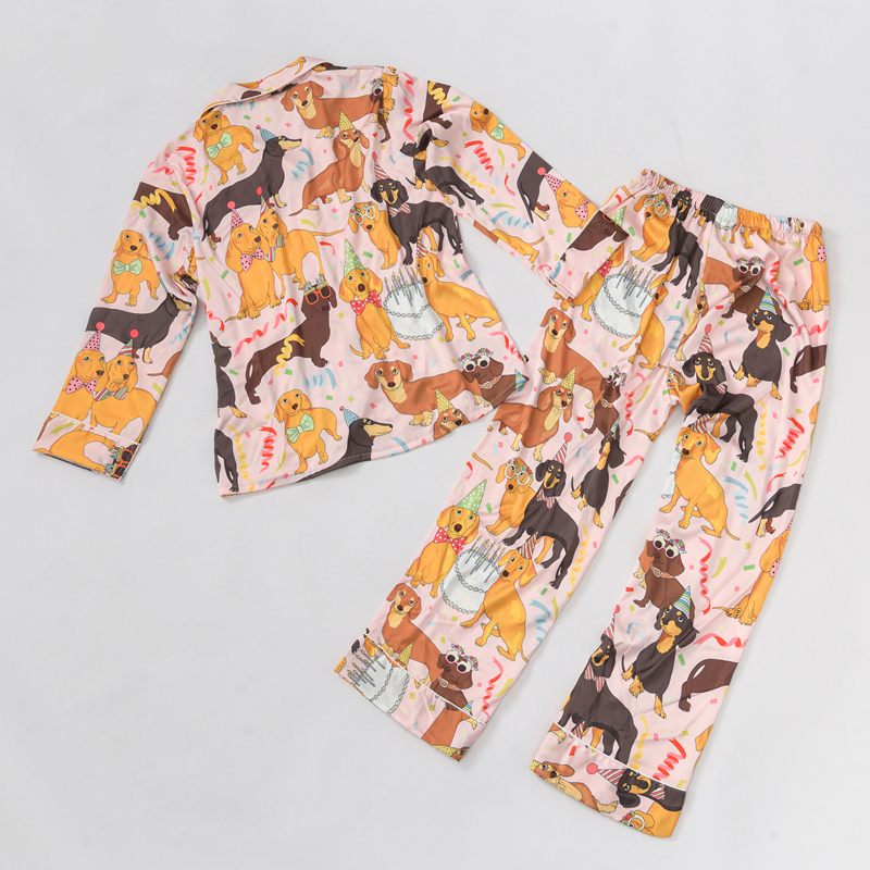 Title 5, Dog Tong Eenvoudige broek Pyjamapak