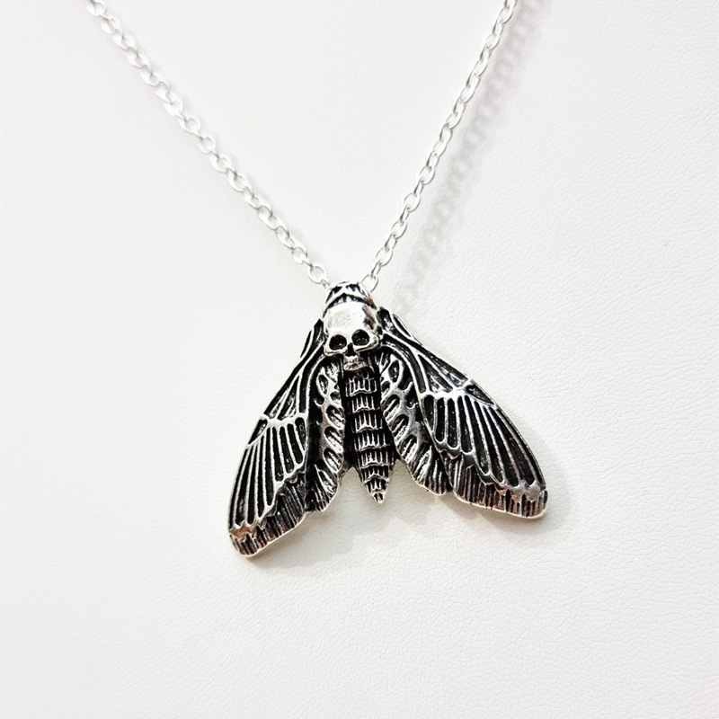 Fashion Gothic Silver Moth Skull Pendant