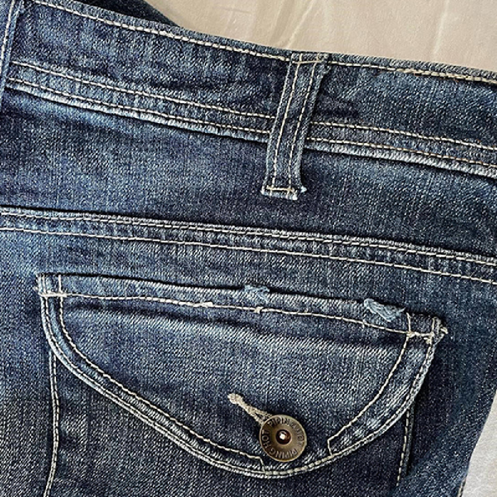 Title 4, Jeans dritti alla moda blu chiaro, perfetti per...