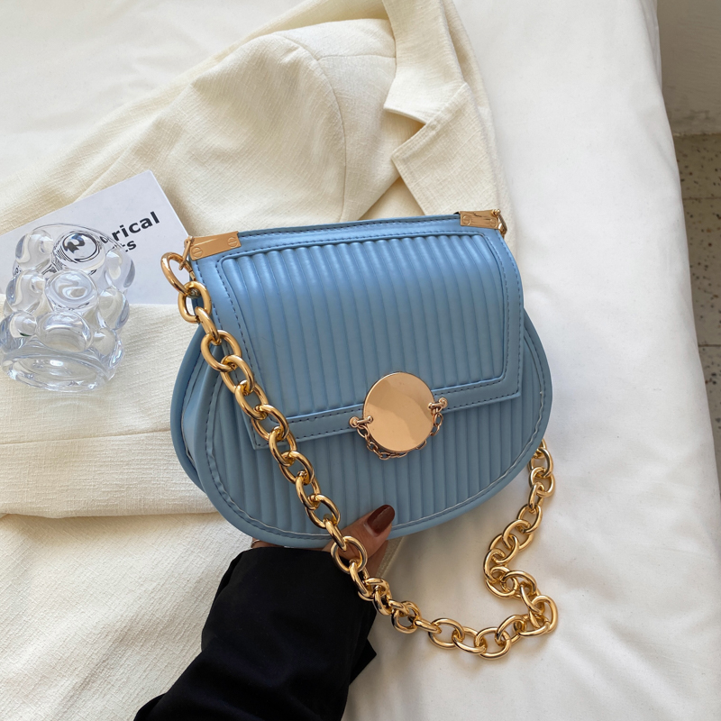 Versatile Chain Messenger Bag Fashionable Shoulder