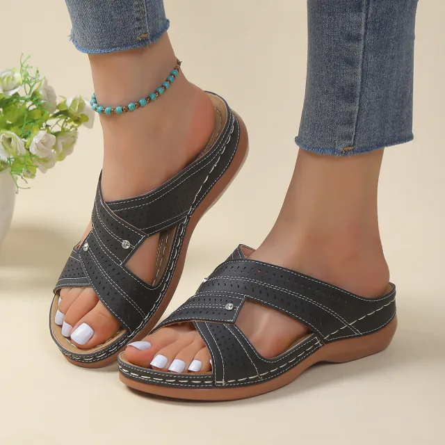 Summer Slippers Women Low Heels Wedges Sandals Non Slip Beach Shoes Black - Shop at LoveMi