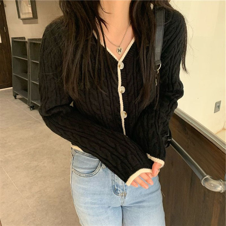 Women's Gentle Knitted Cardigan V Neck Long Sleeve Top