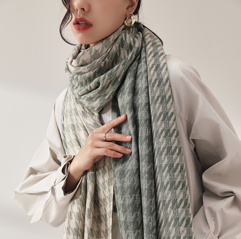 Women's Cashmere Sweet Mid Length Plaid Scarf