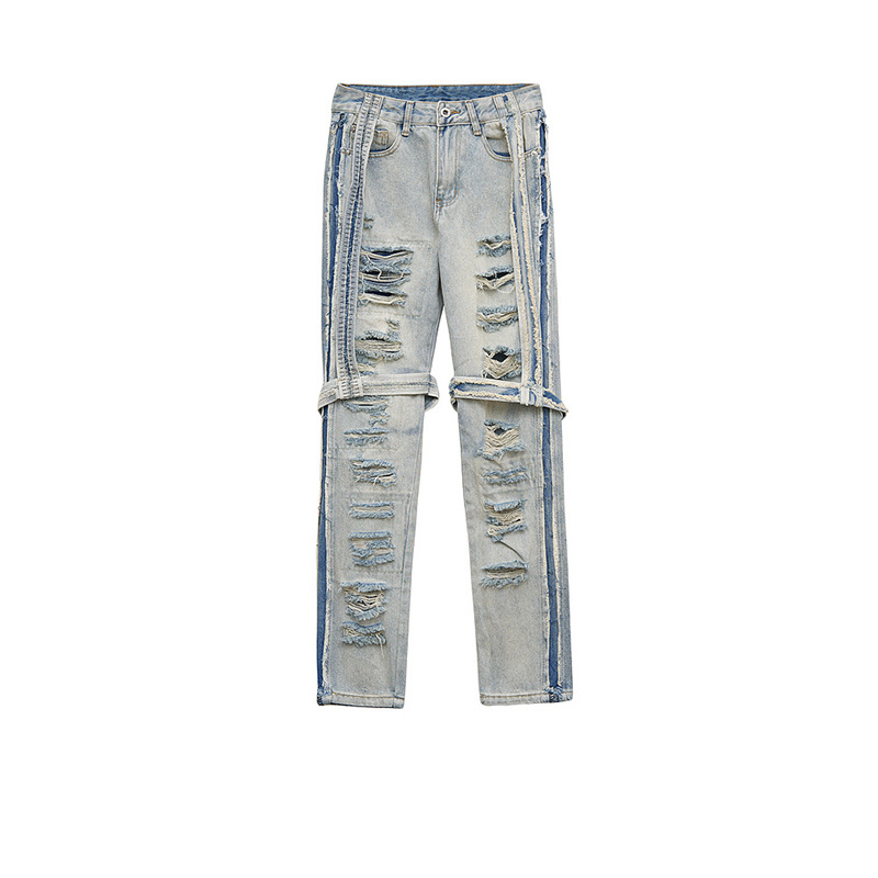 Title 3, Tendenza jeans slim dritti dello stesso stile p...