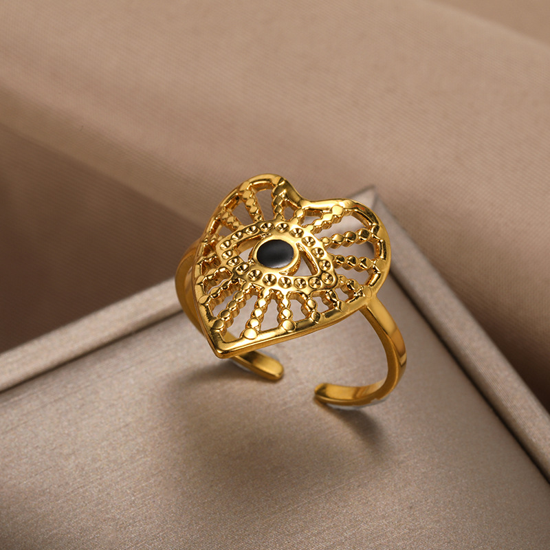 Stainless Steel Square Brand Heart Shaped Oil Dripping Eye Ring Female