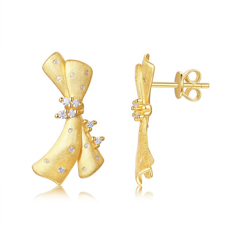 A Luxurious And Fashionable Minimalist Jewelry Earring Set Featuring Top-quality Moissanite Stones, Made Of S925 Silver Electroplated With Gold.
