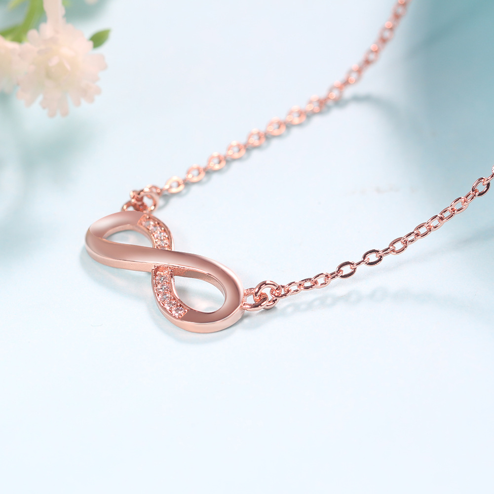 Fashion Crystal Necklace Zircon Lucky 8 Necklace