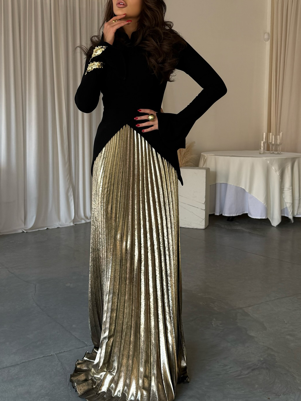 Black Bell Sleeve Irregular Hem Top & Pleated Skirt Set