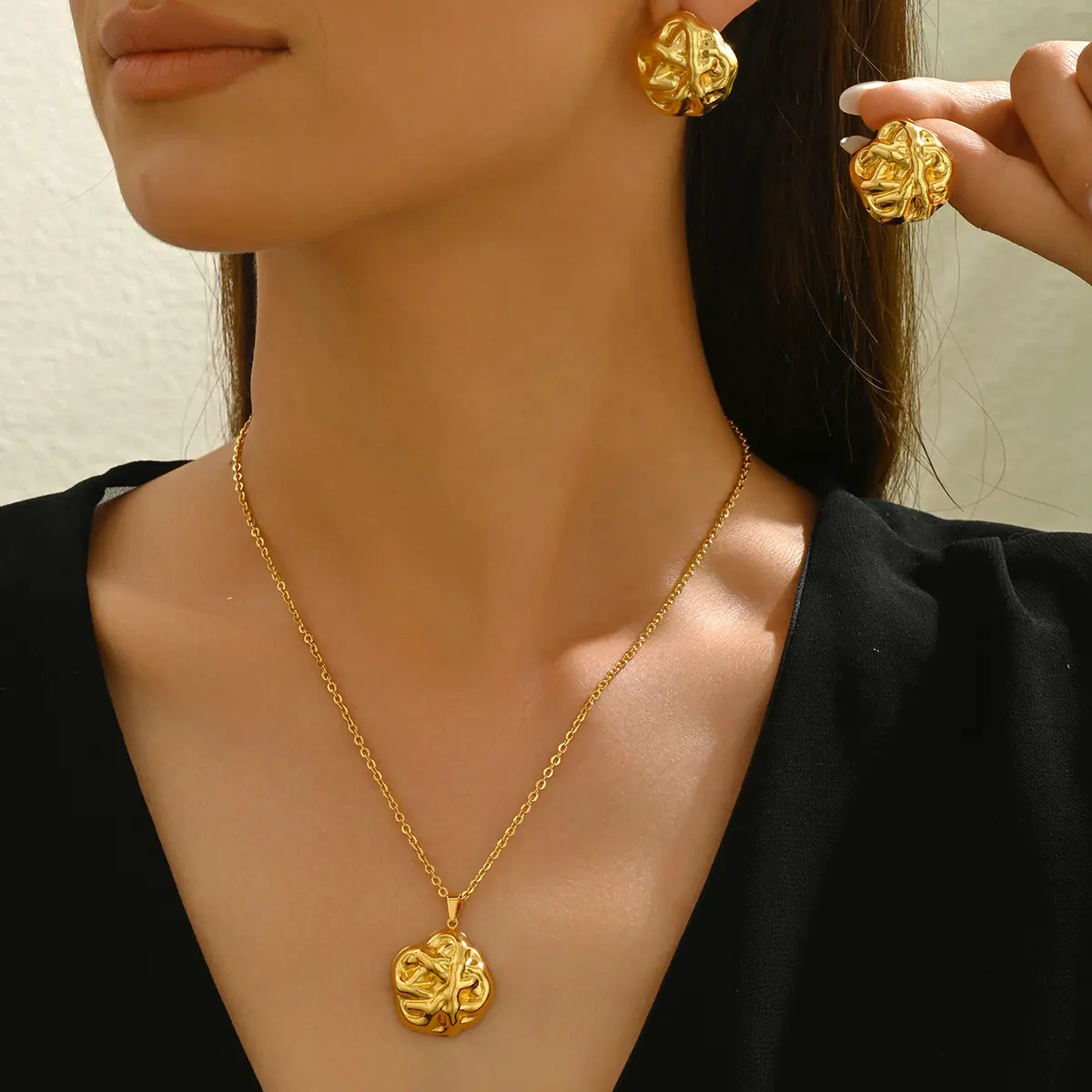 European American Women Jewelry Set, Unique Wrinkle