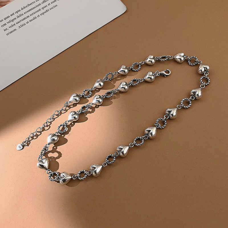 Retro Fashion Temperament Peach Heart Collarbone Chain Necklace
