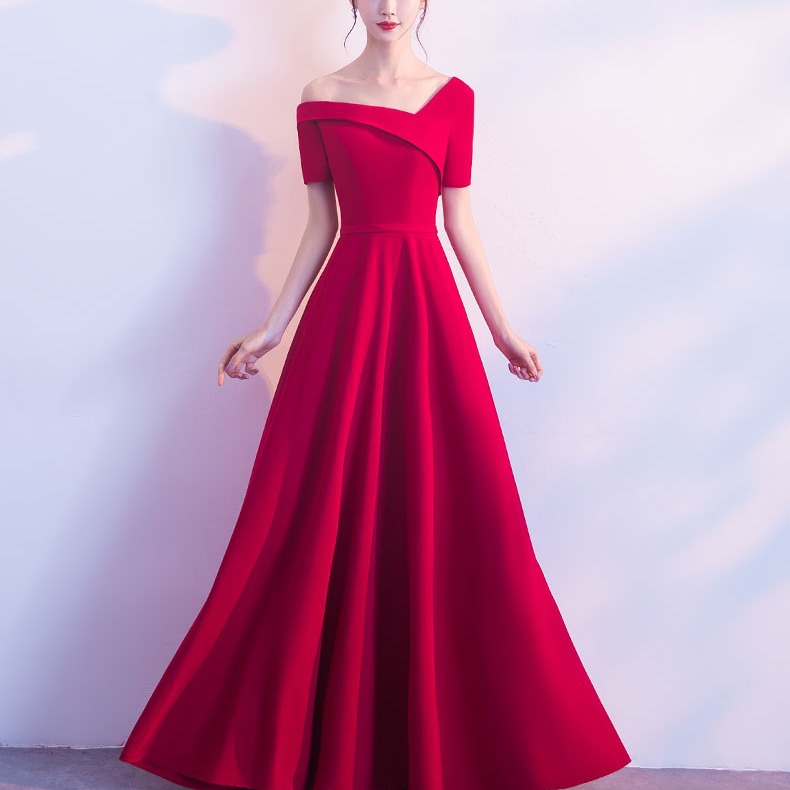 Short Sleeve Slim Host Performance Dress