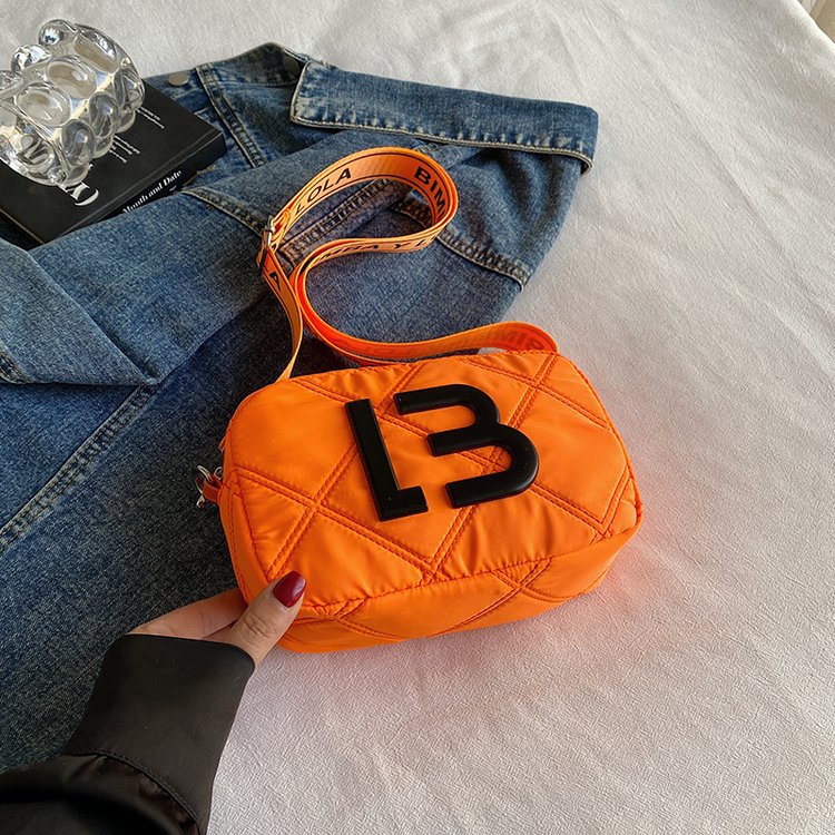 Сплошной цвет, маленькие квадратные сумки, женская модная сумка для подмышек, ромбическая сумка-мессенджер на плечо с шитьем