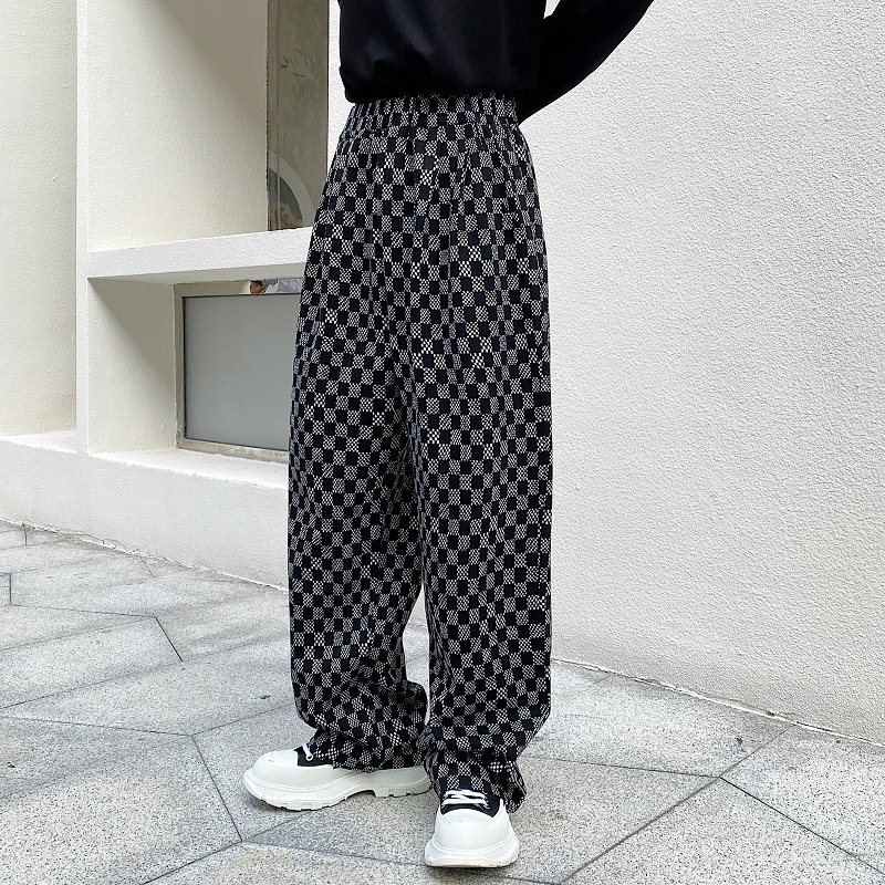 Title 5, Ins Contrast Woven Checkerboard Pants. Experien...