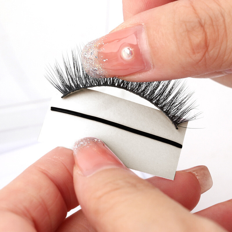 UK 40 PiecesBox Reusable Self-Adhesive Eyelash Glue Strip False Eyelashes Black