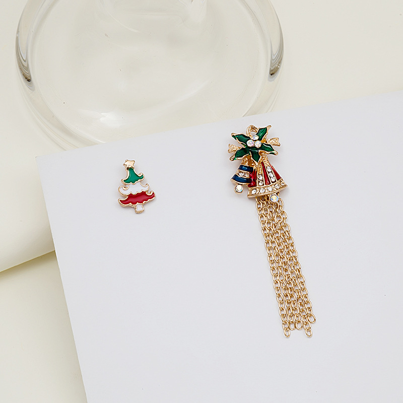 Christmas Brooch Alloy Drip Oil Snowflake Tassel Bells - Shop at LoveMi
