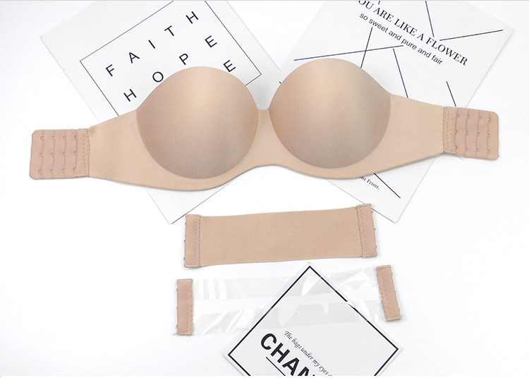 Title 8, Strapless invisible bra