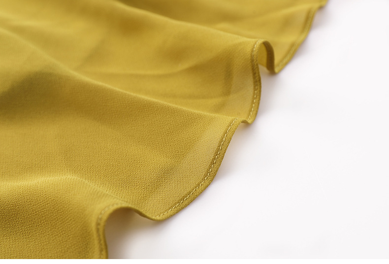 Embroidery Covers The Stomach And Shows Thin A-line Skirt