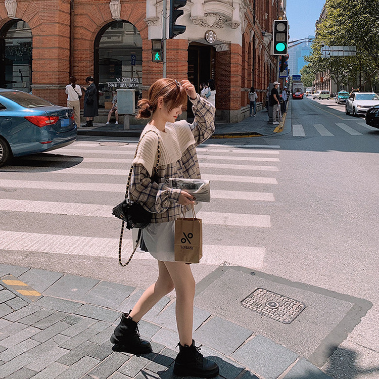 Fake Two-piece Knitted Shirt Stitching Sweater