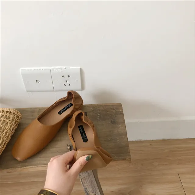 Flat bottomed Loafers Wear Two Shoes And One Pedal Brown - Shop at LoveMi