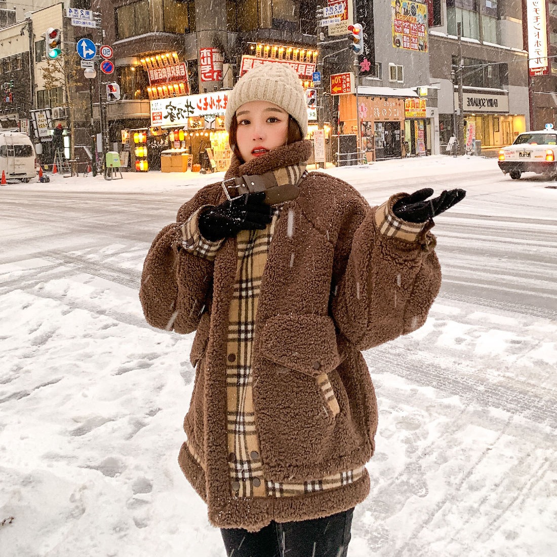 Stitching Padded Lamb Wool Coat