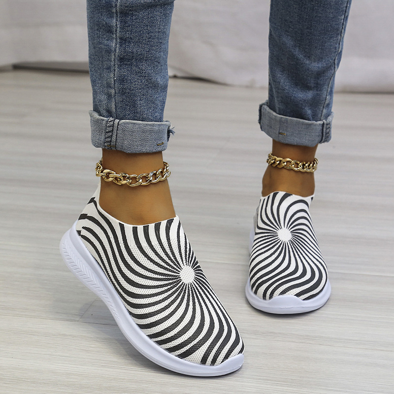 أحذية نسائية بمقاس كبير 43 بكعب مسطح