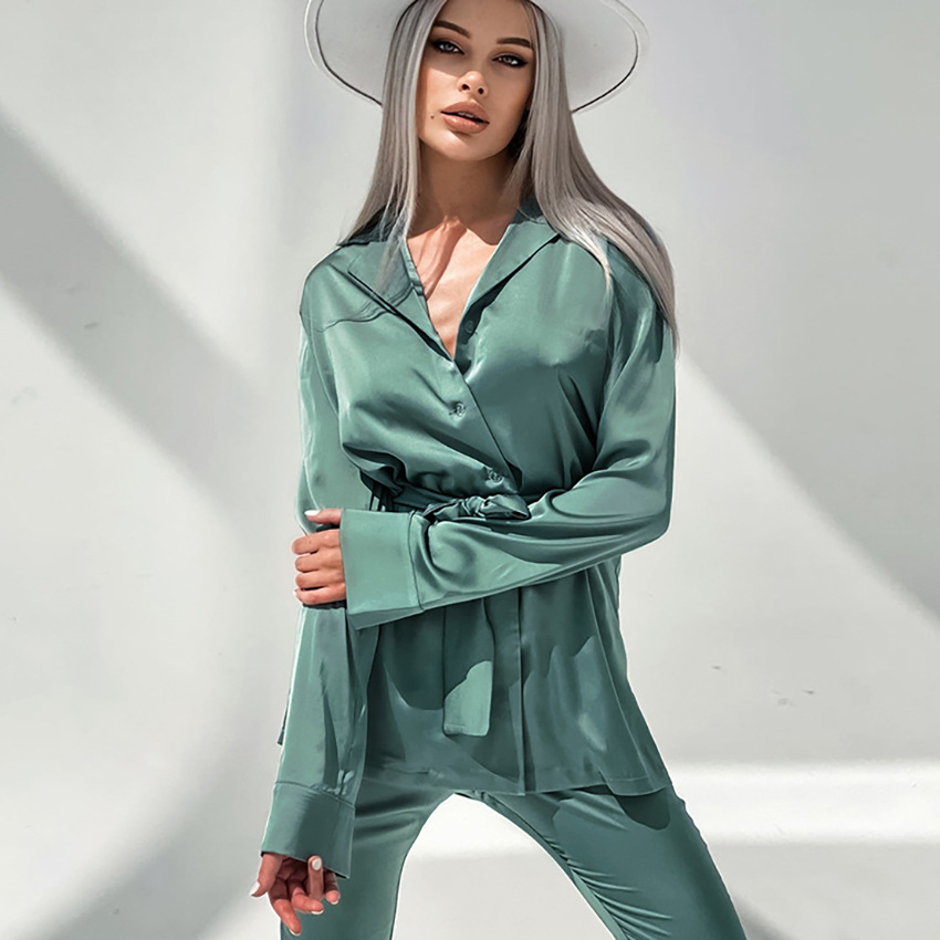 Title 7, Satin Imitation Silk Green Flared Sleeve Long-s...