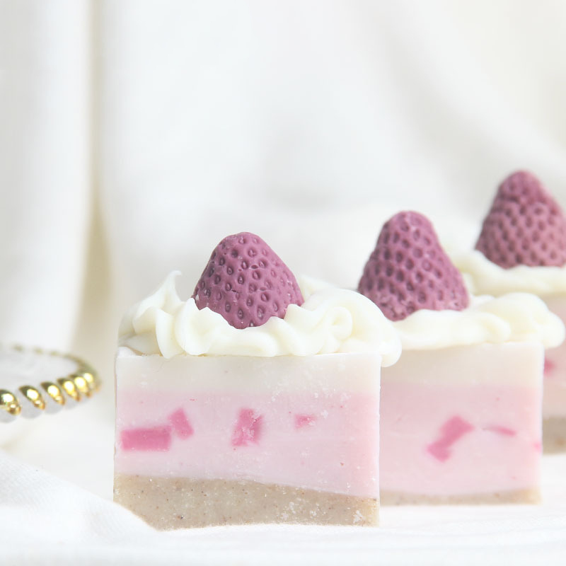 Strawberry Sweetheart Handmade Soap Gift Korean Style