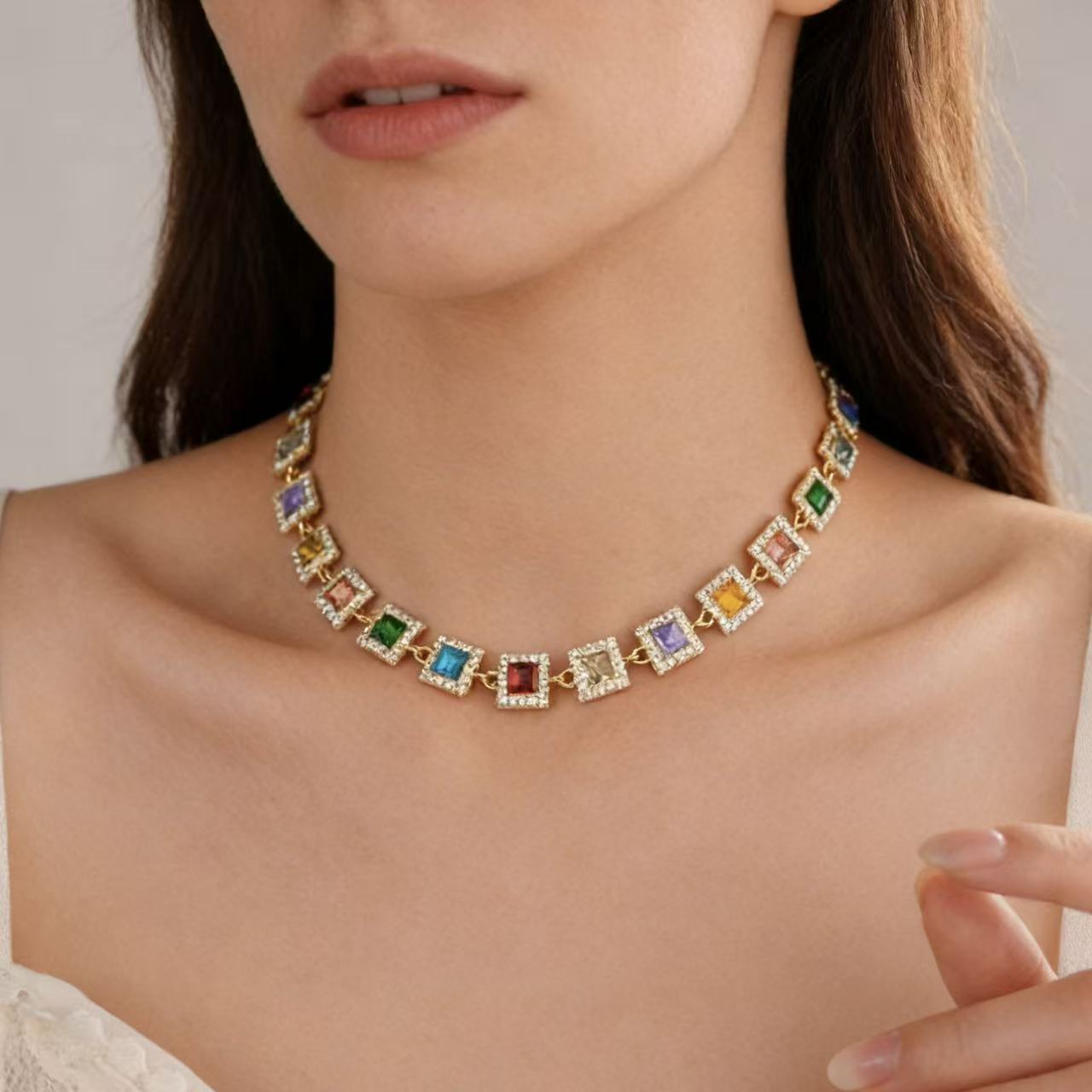 Colorful Diamond Square Geometric Necklace, Light Luxury High-End Sparkling Clavicle Chain, Fashion Retro Elegant Jewelry