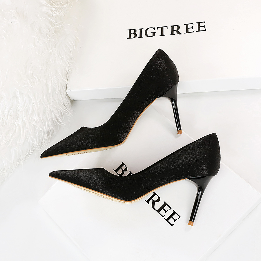Thin Heel High Shallow Mouth Pointed Silk Shoes