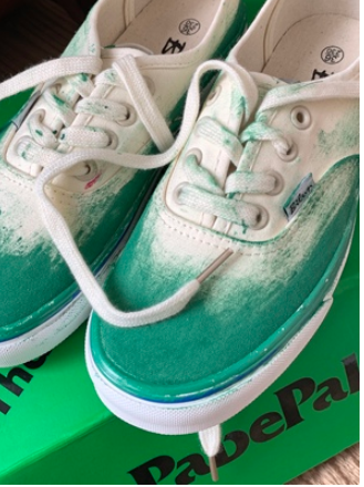 Greets Summer Romance With Graffiti Canvas Shoes