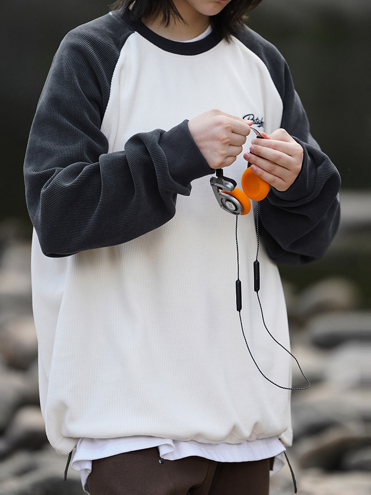 Men's Stylish Loose Round Neck Raglan Sleeve Top Without Hood