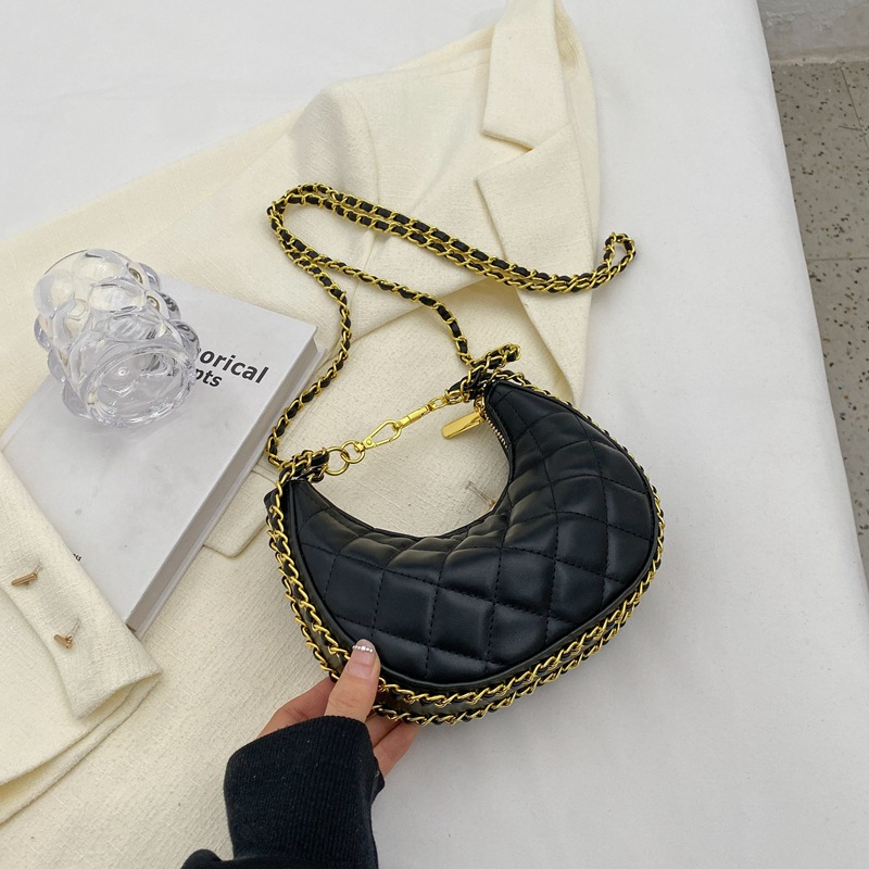 Popular Texture Chain Crossbody Bag