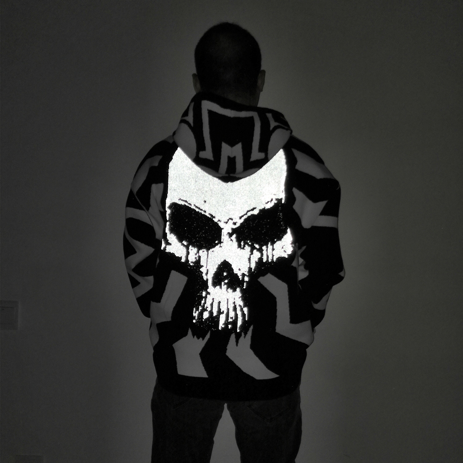 Cross-border Sources Of Reflective Skull Sweater