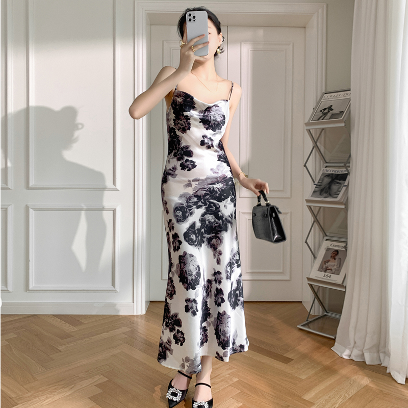 Floral V-Neck Long Dress, picture 3 of 7