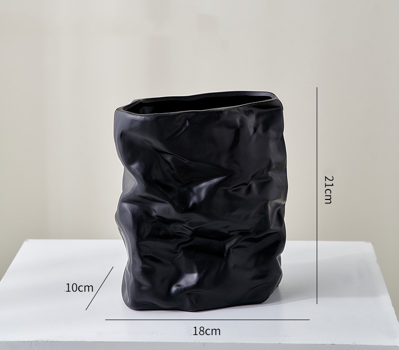 Vase black