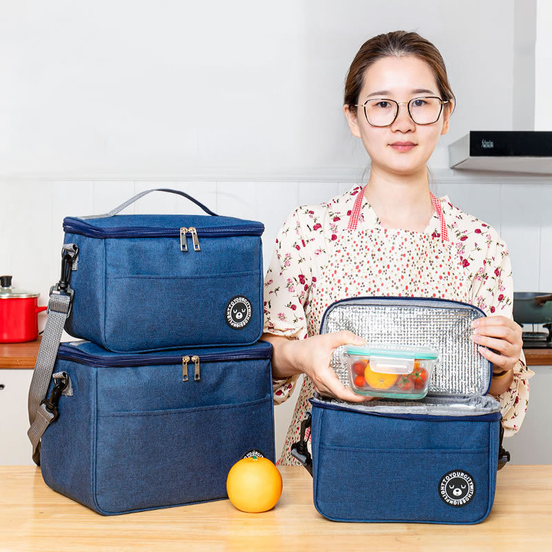 Title 6, Bolsa de almuerzo con comida para el trabajo