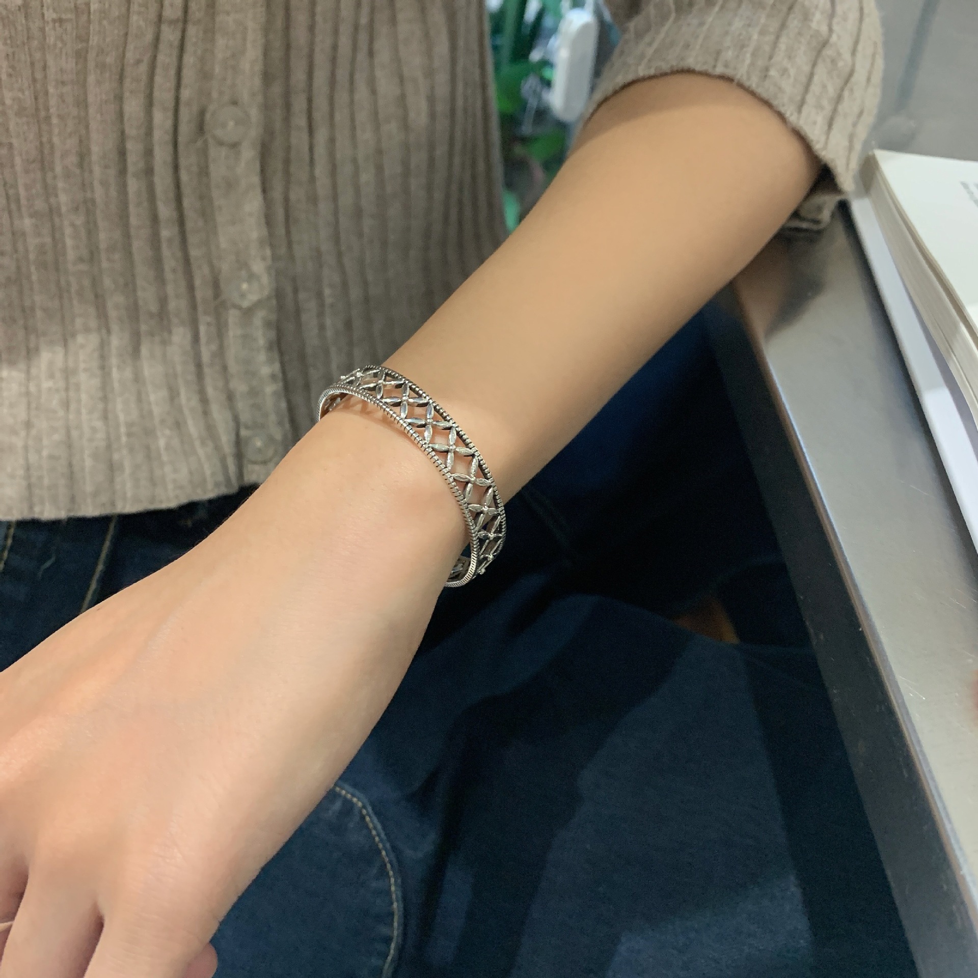 Women's Fashion Sterling Silver Openwork Bracelet