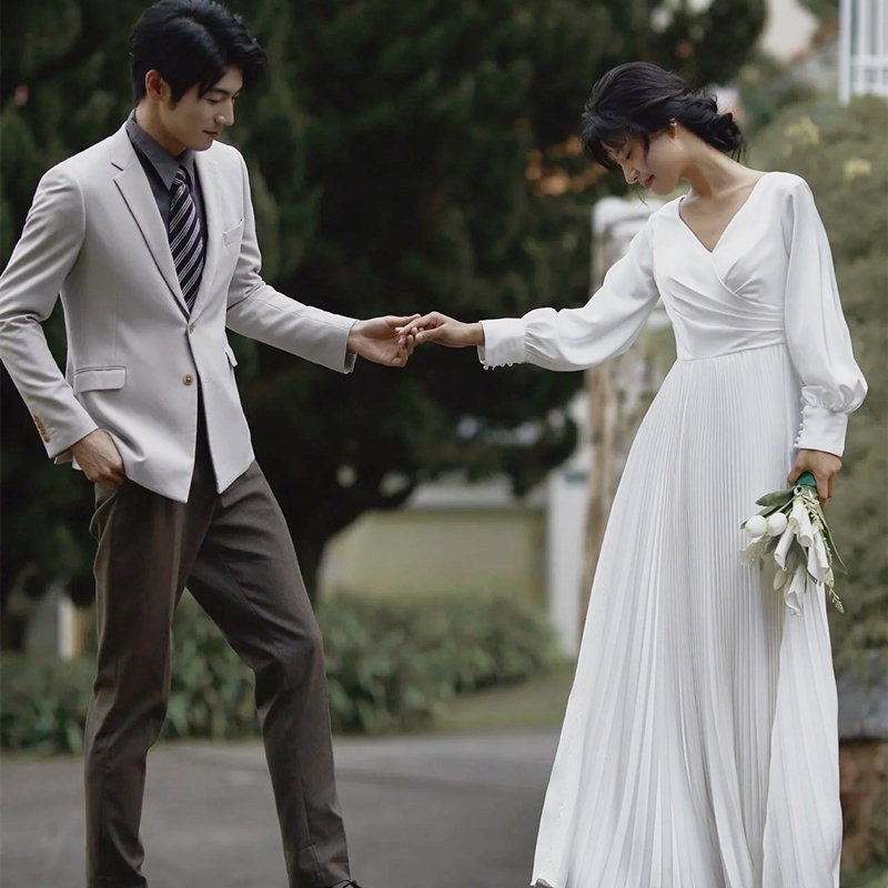 Ladies Temperament Simple Long-sleeved Satin Dress