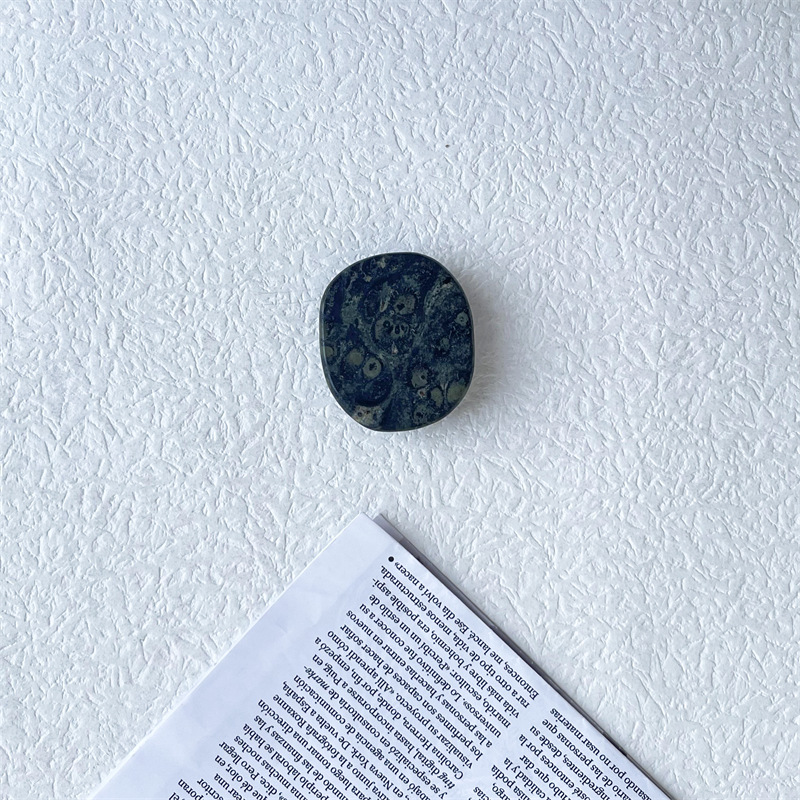 Natural Stone Air Bag Mobile Phone Bracket - Image 7