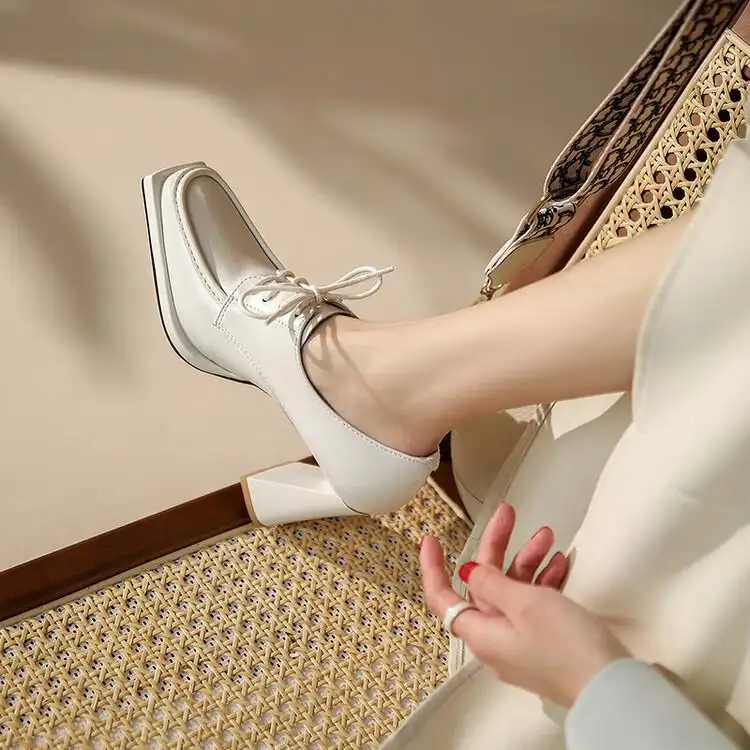 Women's Patent Leather Chunky Heel Platform Shoes