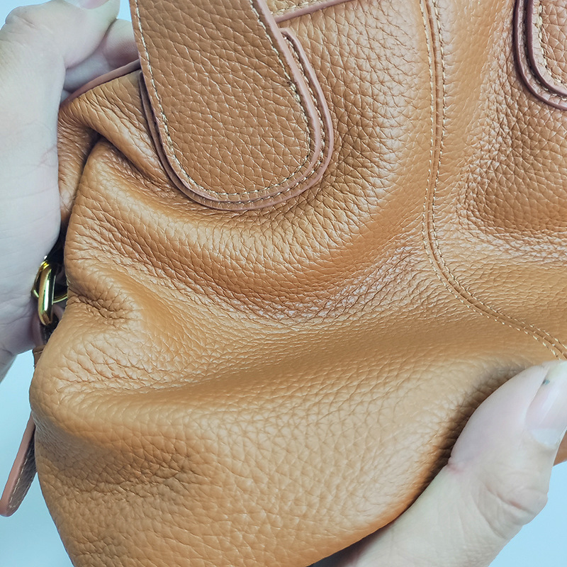 Fashionable Large Capacity High-end Leather Shoulder Bag For Women