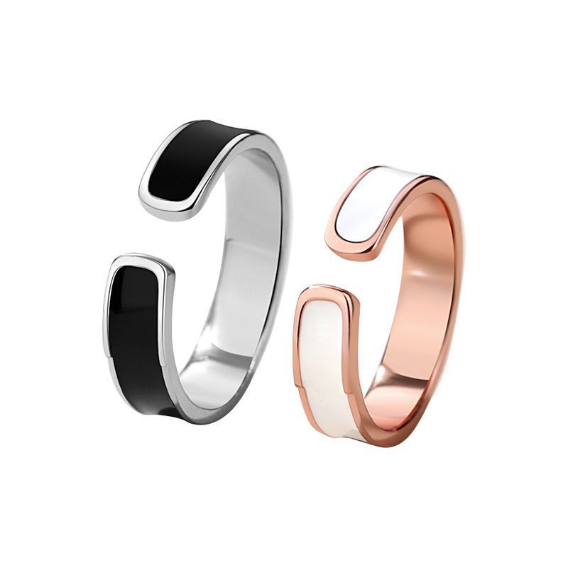 Title 6, Black And White Couple Open Ring Gift