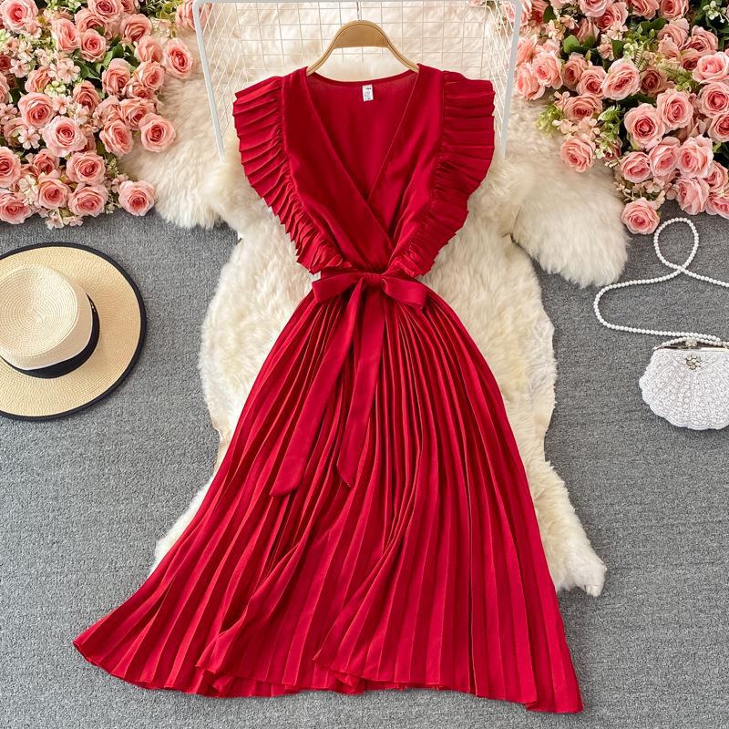 Women's Fashion Temperament Waist-hugging V-neck Pleated Dress
