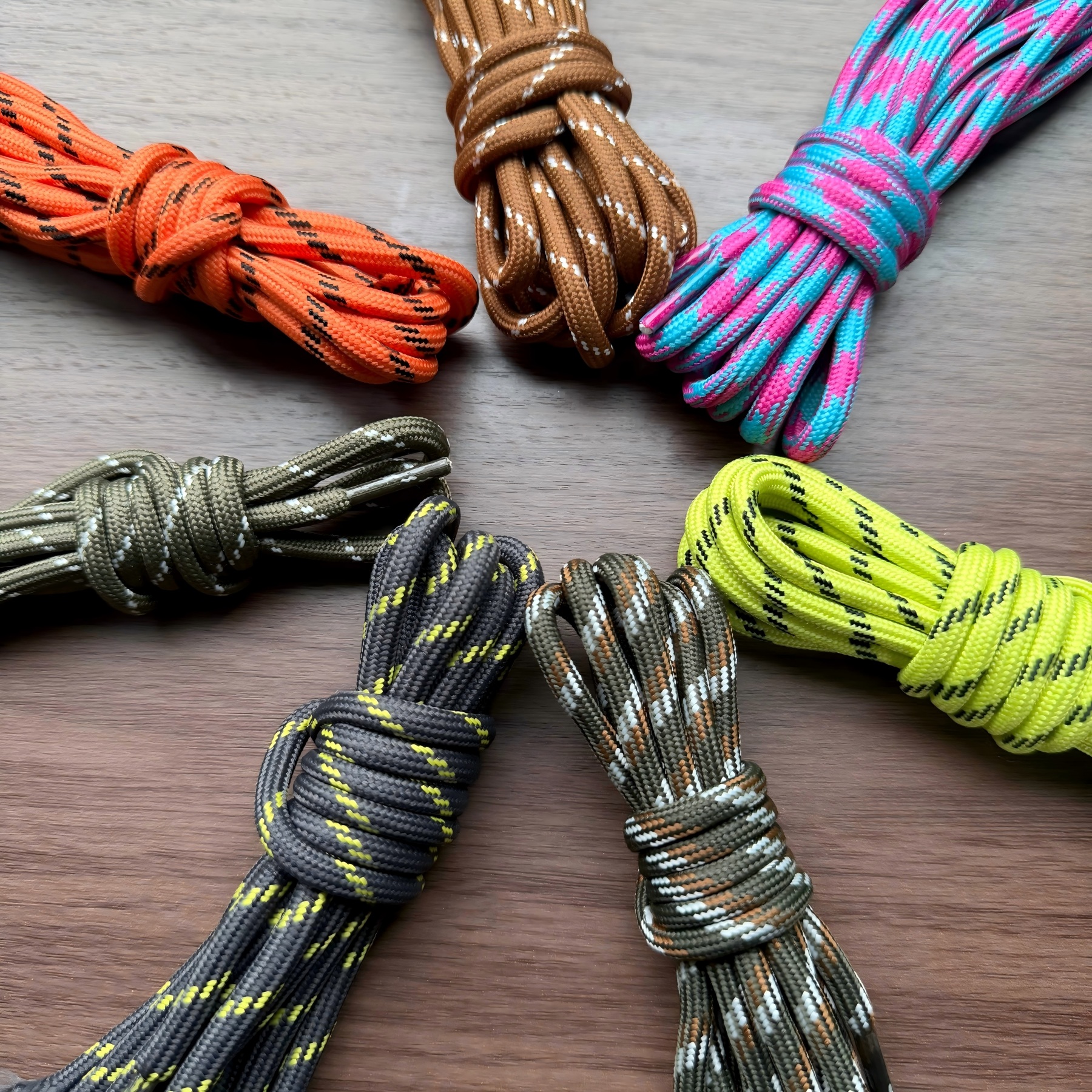 Round Nylon Colorful Diagonal Dot Shoelaces