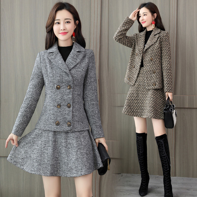 Check Slim Slim Woolen Short Coat Skirt Suit