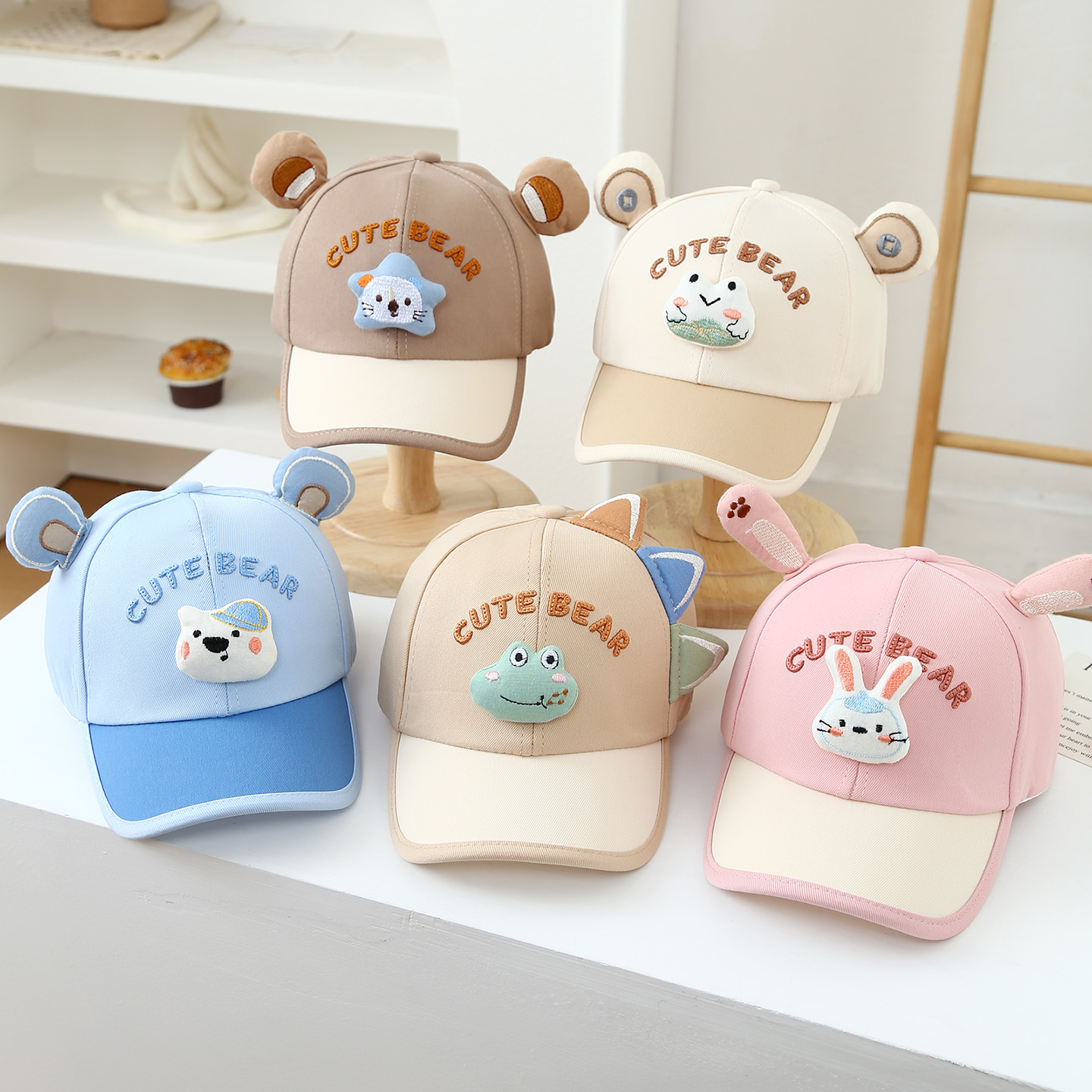 Children's Multi-color Edge-sewn Three-dimensional Cartoon-style Combined Korean-style Sweet Baseball Cap, Suitable For Daily Outings And Travels