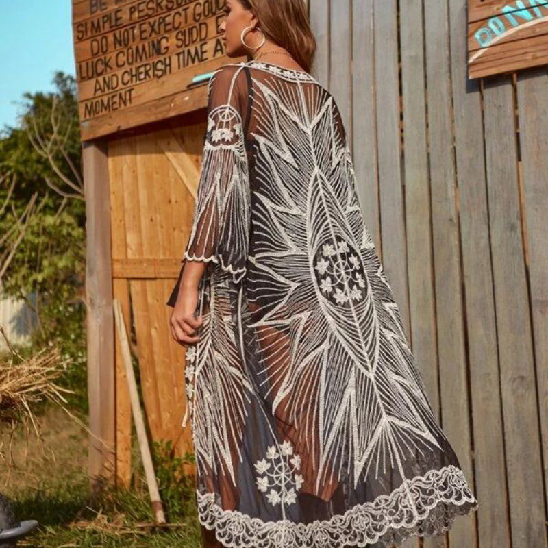 Women's Fashion Sun Flower Hollow Lace Beach Sunscreen Cover-up