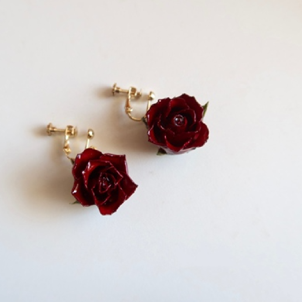 Title 7, New Fashion Summer Rose Earrings, a stylish and...